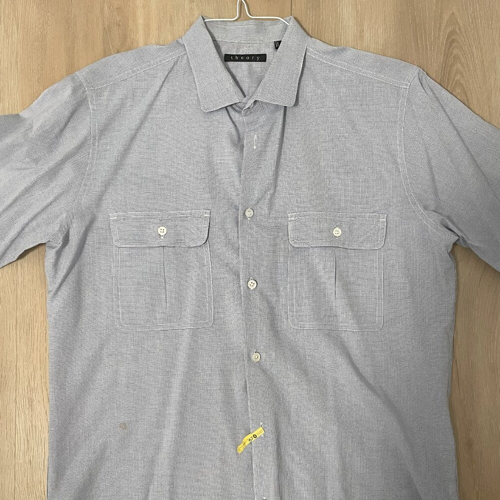 Men’s Theory Button Up Long Sleeve Dress Shirt Size Medium